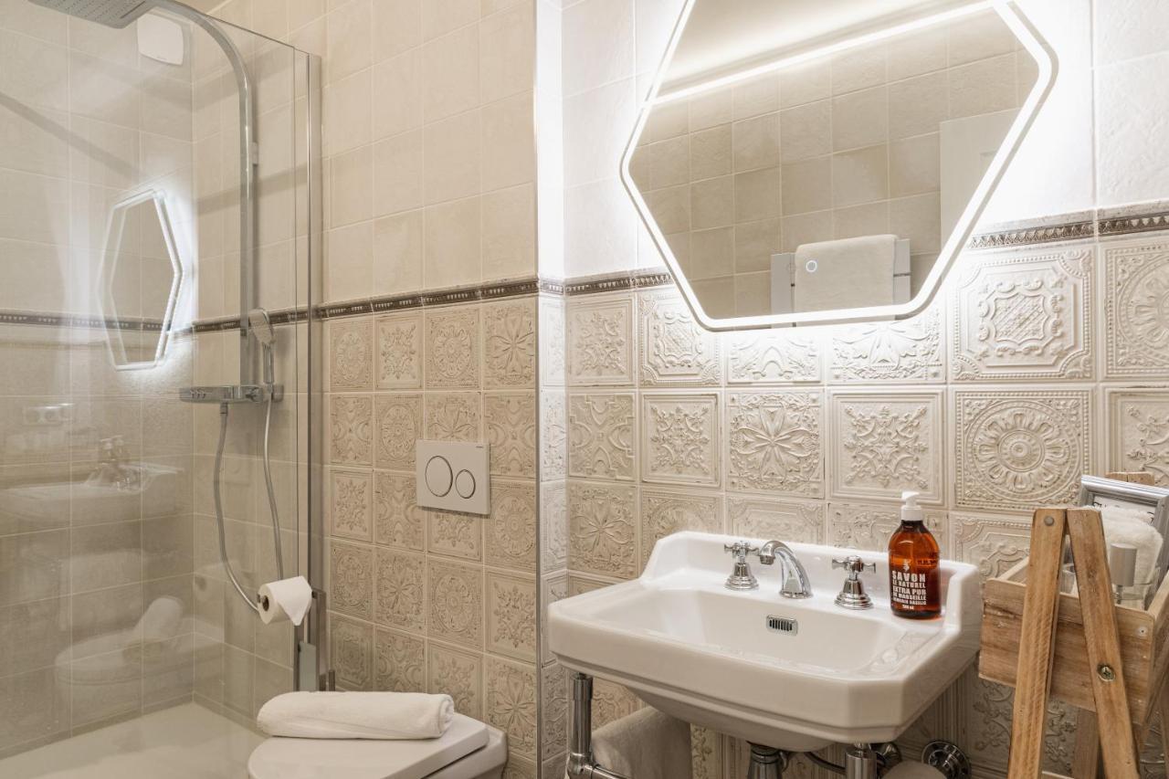 The French Boudoir Apartment Epernay Exterior photo